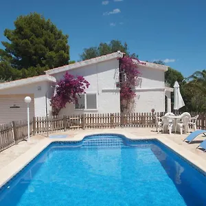 Marluna Villa
